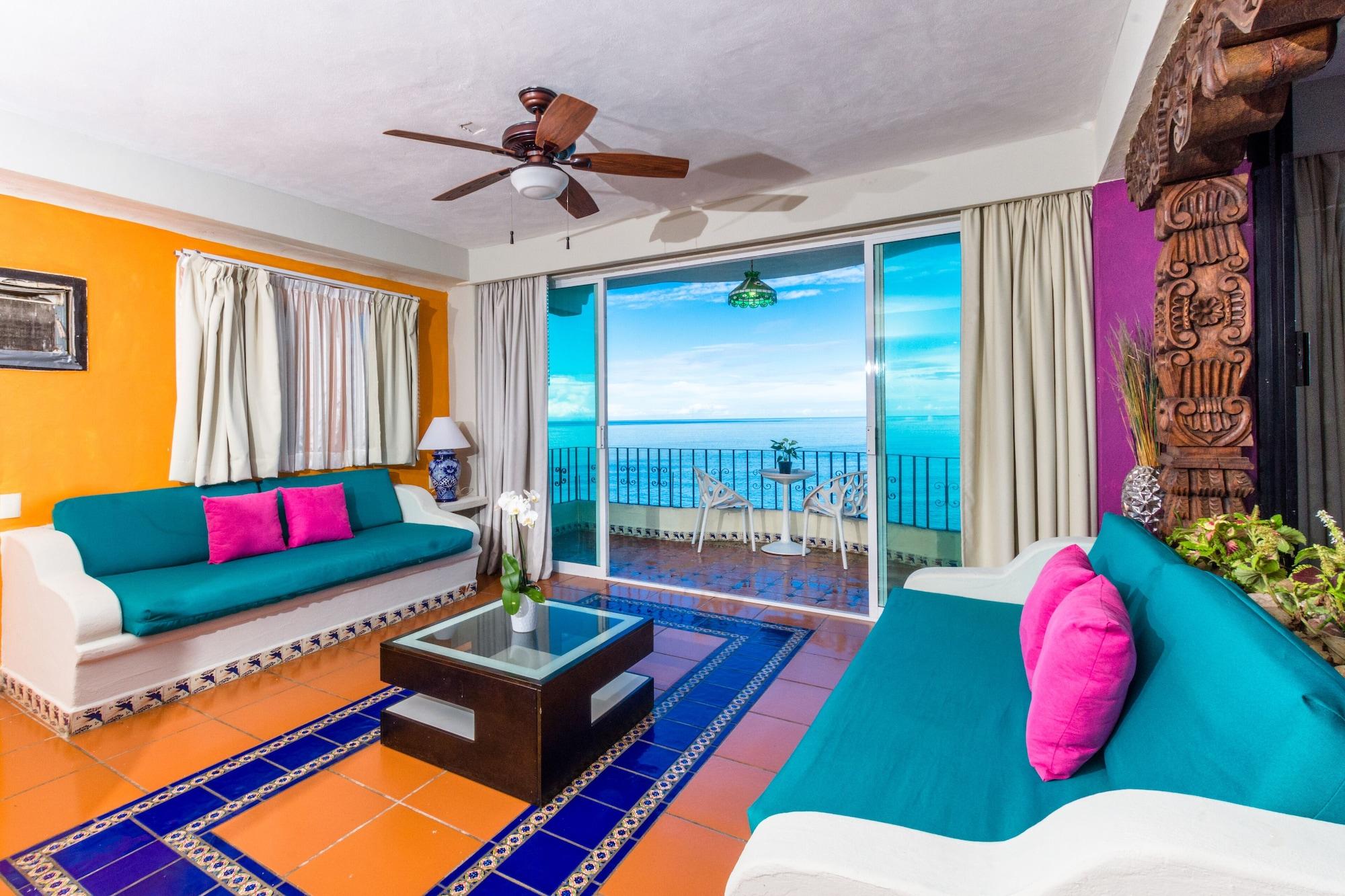Mar Sereno Hotel & Suites Puerto Vallarta Exterior photo