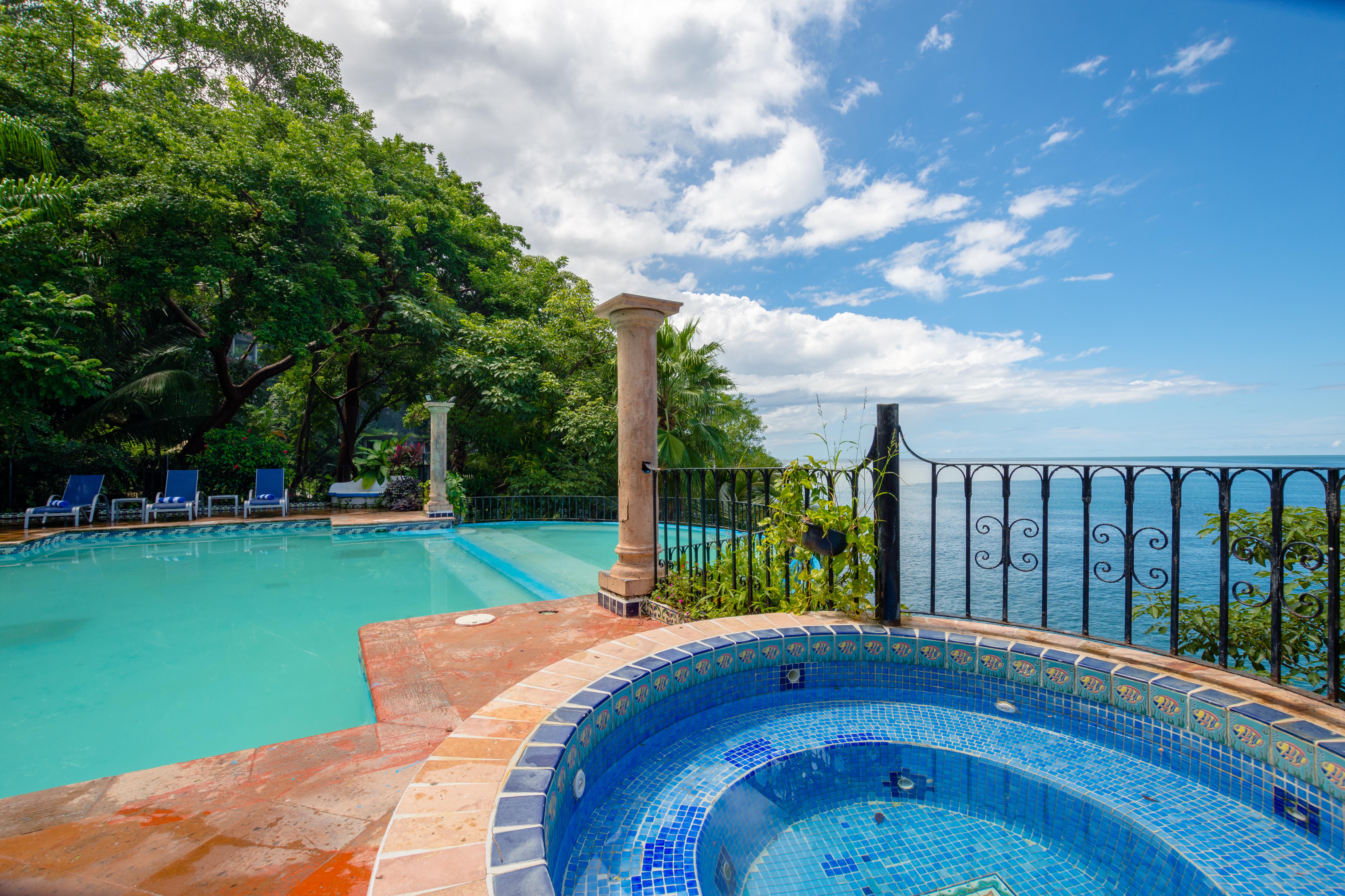 Mar Sereno Hotel & Suites Puerto Vallarta Exterior photo
