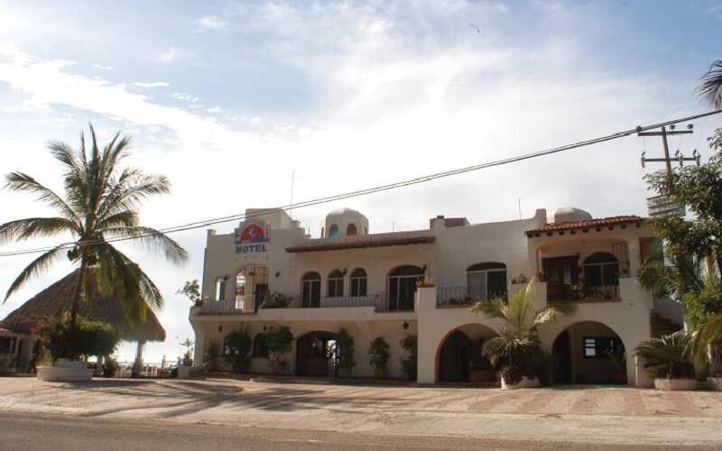 Mar Sereno Hotel & Suites Puerto Vallarta Exterior photo